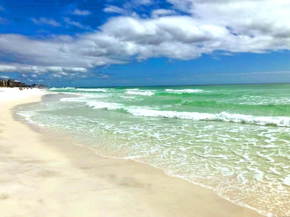 Biglows Bungalow: Beachside Retreat with Pet-Friendly Perks Destin Exterior photo