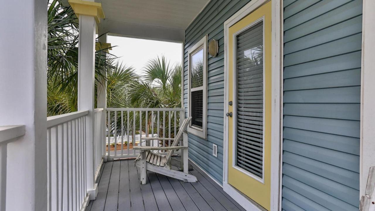Biglows Bungalow: Beachside Retreat with Pet-Friendly Perks Destin Exterior photo